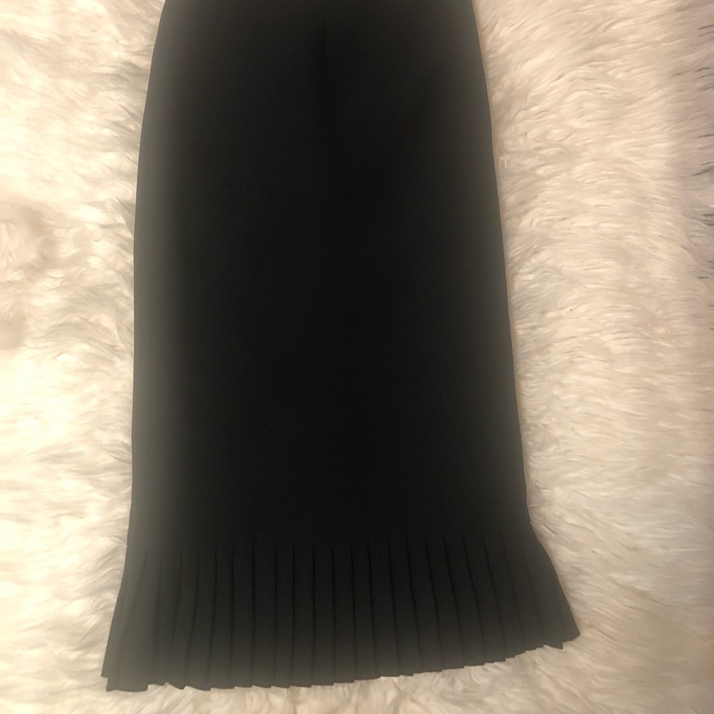 Black skirt